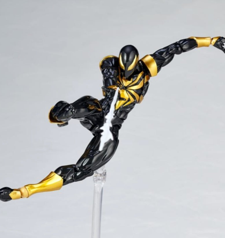 Revoltech Amazing Yamaguchi Iron Spider versión negra (lanzada)