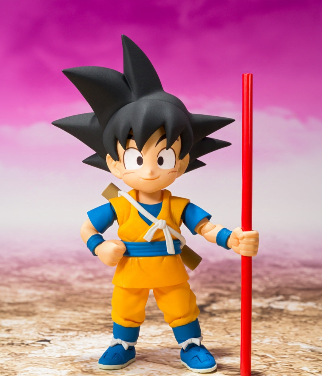 Artes marciales mixtas
 Son Goku (mini) -DAIMA-