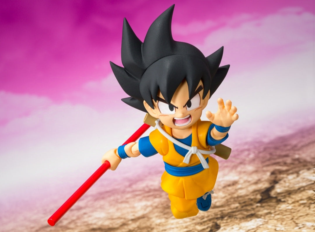 Artes marciales mixtas
 Son Goku (mini) -DAIMA-