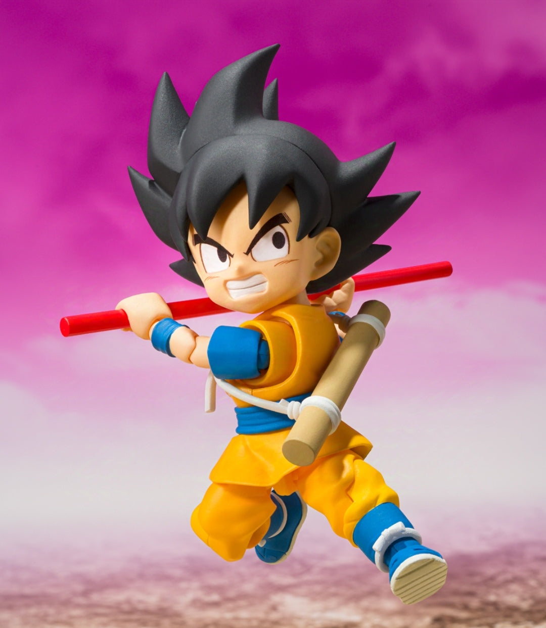 Artes marciales mixtas
 Son Goku (mini) -DAIMA-