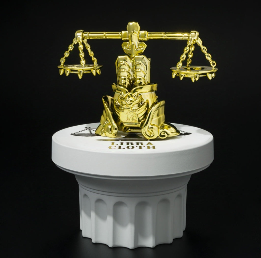 Mito de la tela de Saint Seiya APÉNDICE
 Objeto de tela dorada