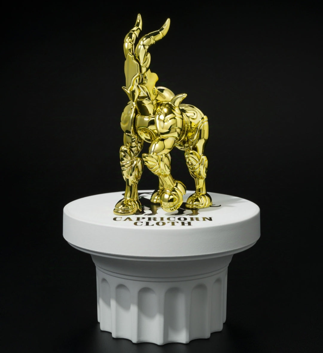 Mito de la tela de Saint Seiya APÉNDICE
 Objeto de tela dorada