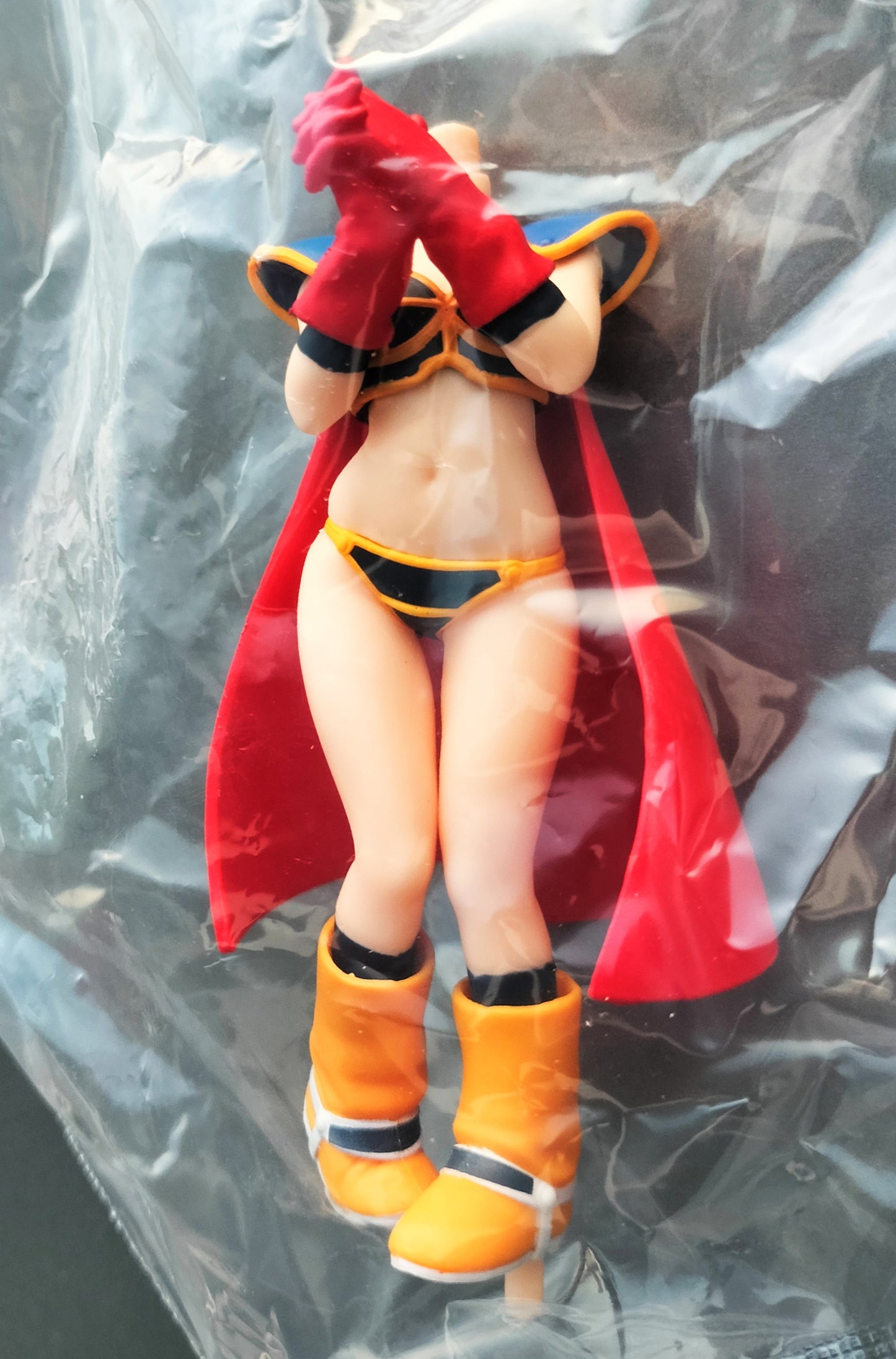 Dragon Ball Q Posket Chichi. Azul. Envíos desde México.