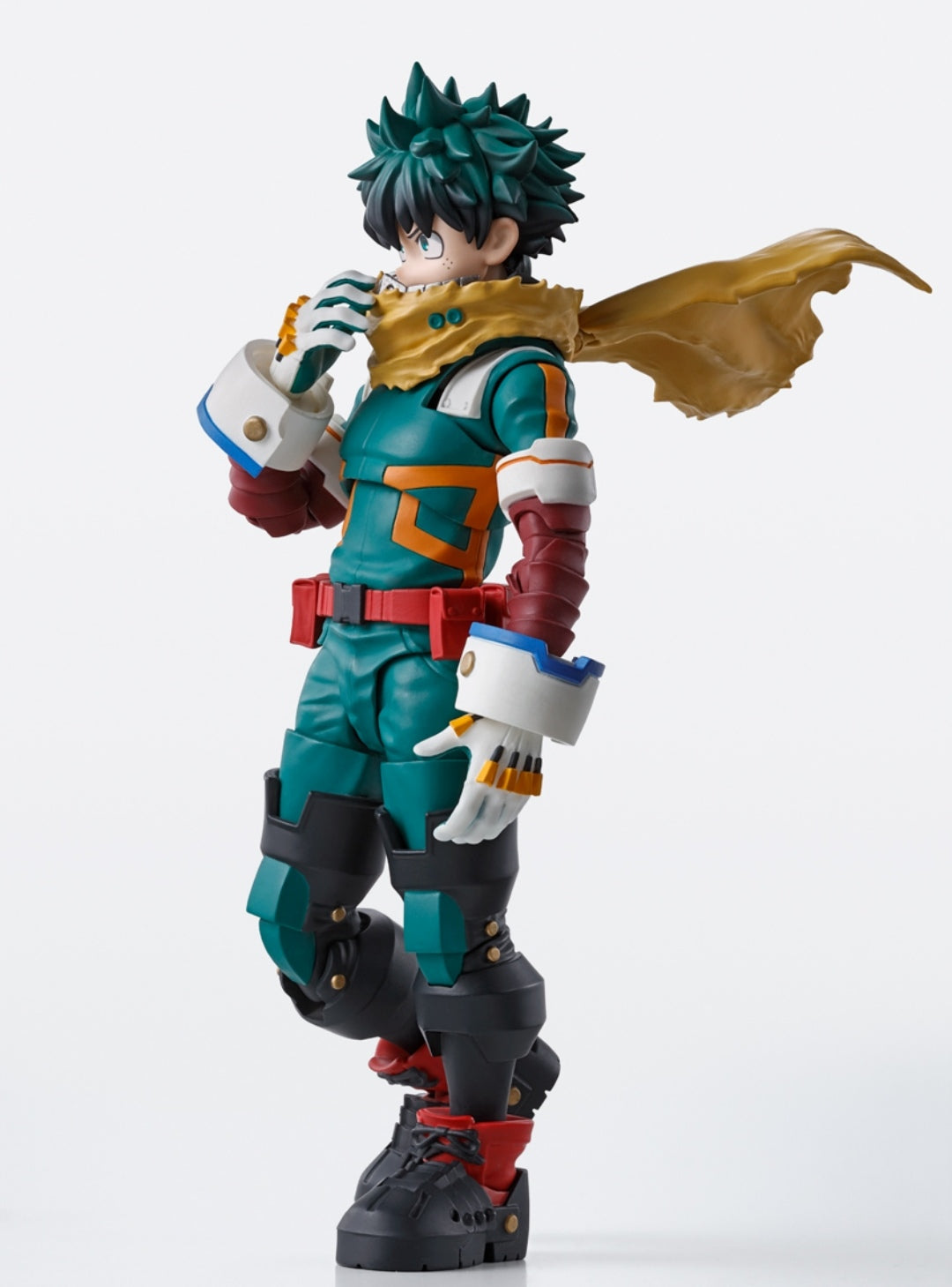 S.H.Figuarts
IZUKU MIDORIYA