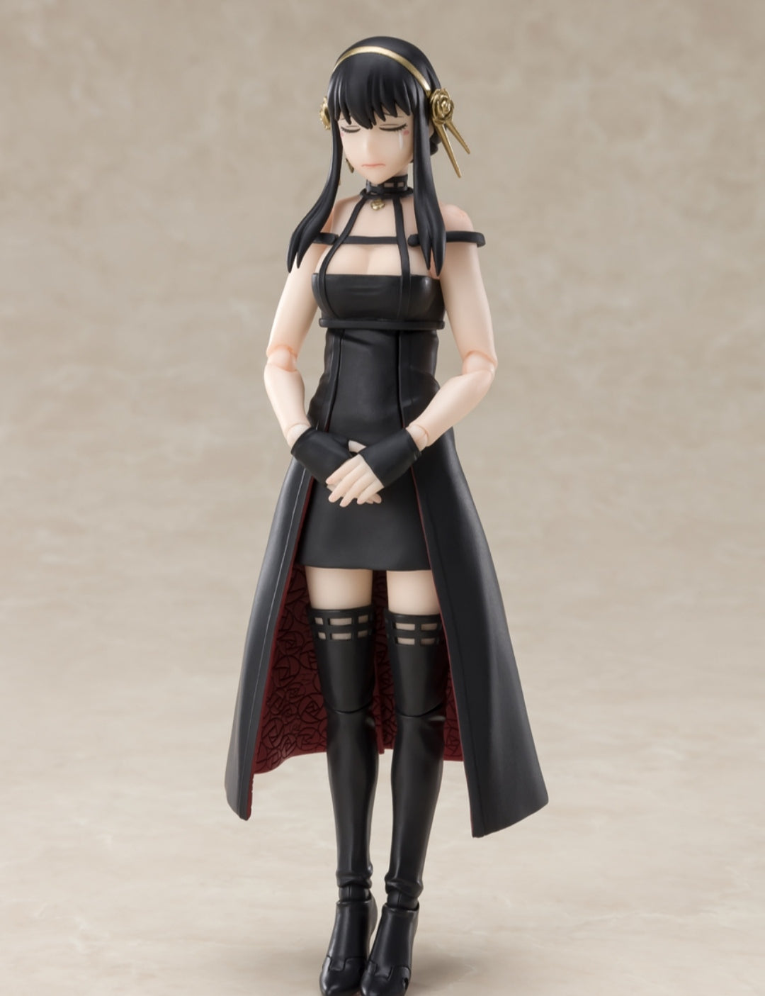 S.H.Figuarts
Yor Forger