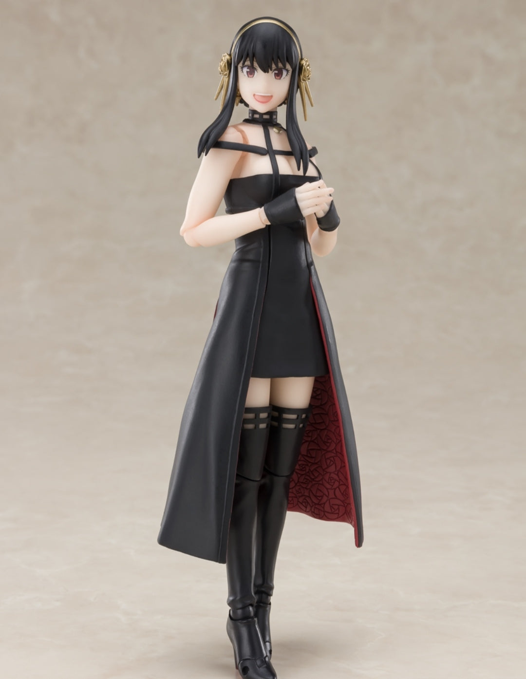 S.H.Figuarts
Yor Forger