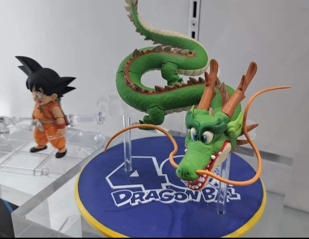 SH Figuarts Dragon Ball Son Goku & Dragon 40th Anniversary Edition VJump Dec 2024