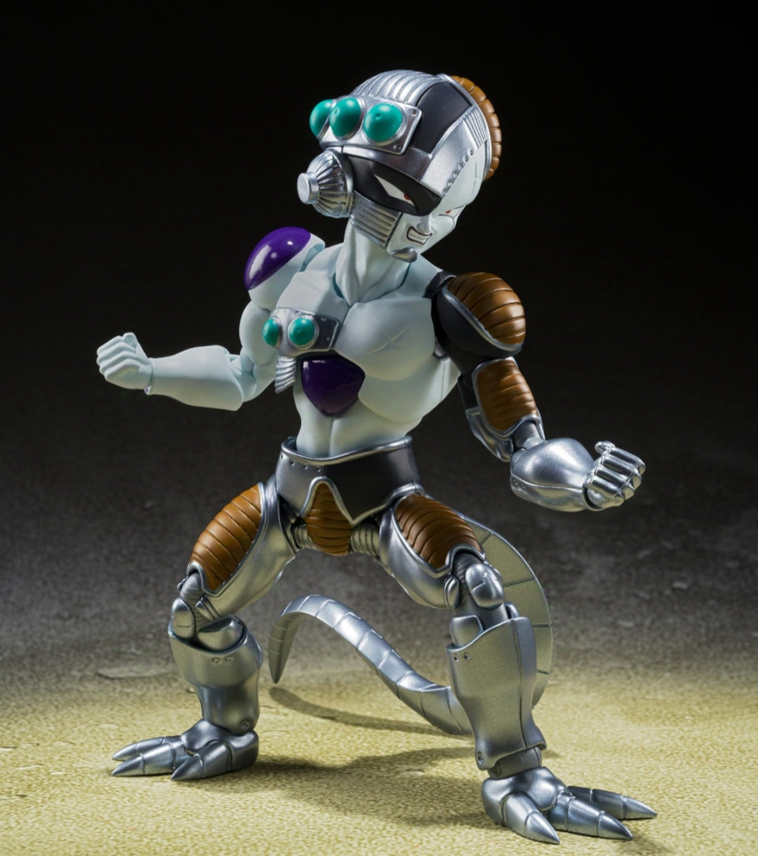 SHFiguarts
Mecha Frieza