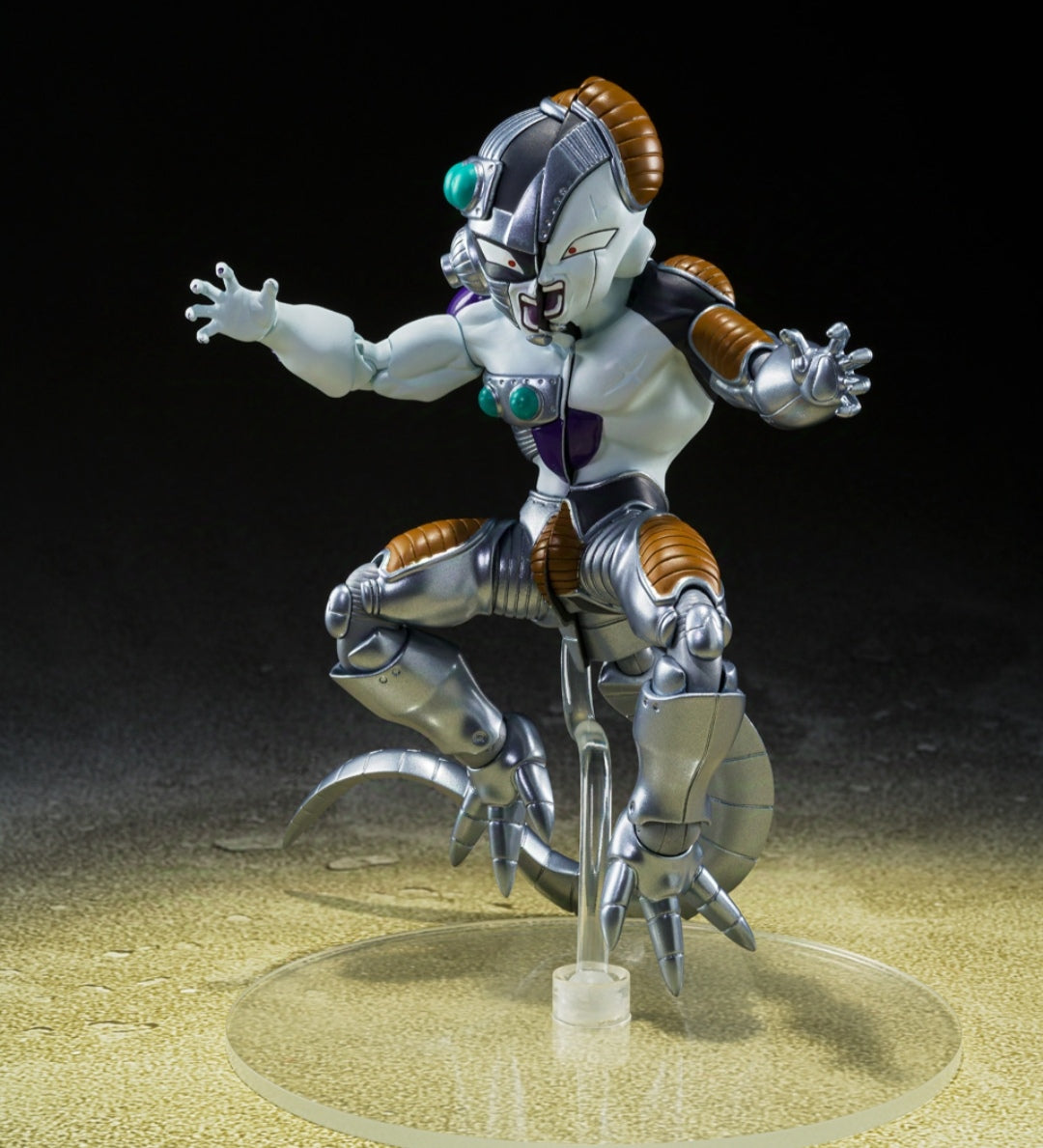 SHFiguarts
Mecha Frieza