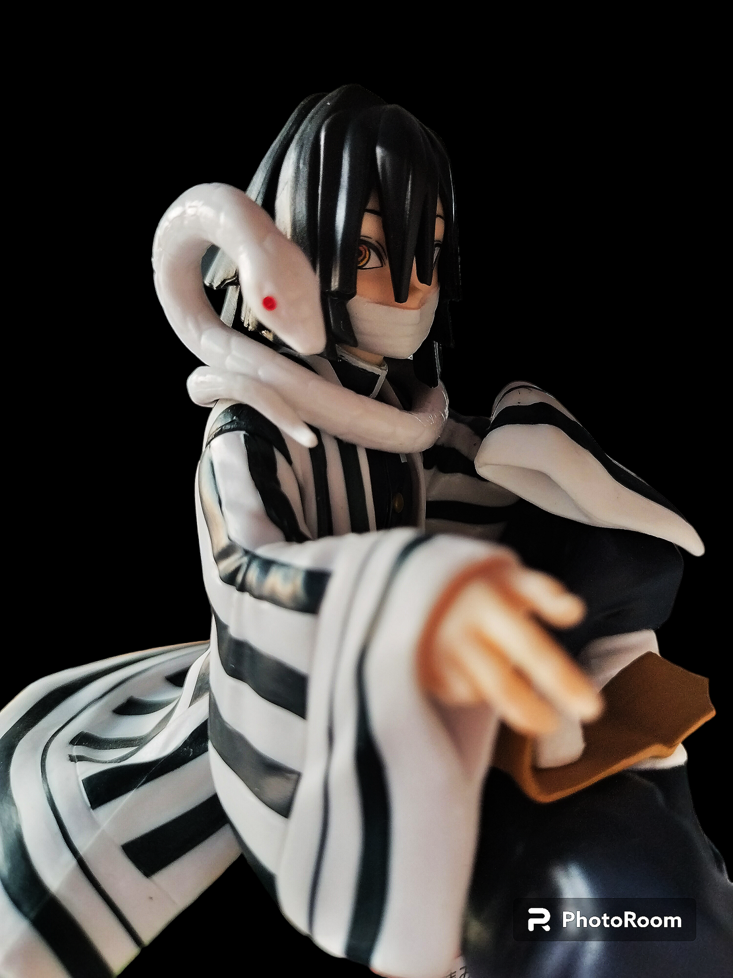 Demon Slayer. Kimetsu No Yaiba. Serpent Hashira. Obanai Higuro. Premium Choco Nozei Premium Figure. No box. Ships from Mexico.