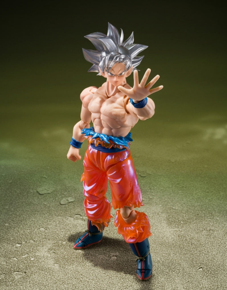 S.H.Figuarts

SON GOKU Ultra ULTRA INSTINCT- Breaking Through the Limits! Pre order